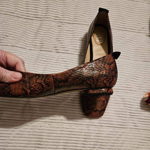 Franco Sarto  Women's Brown/Black snake print Flats - Picture 4 of 6